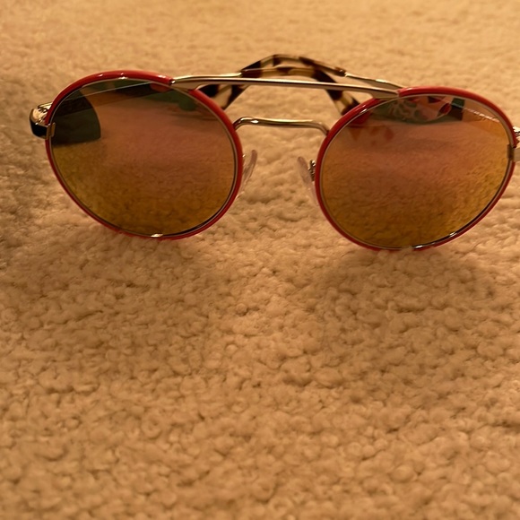 Prada sunglasses - Picture 5 of 11